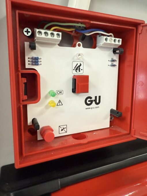 Buton urgenta si reset