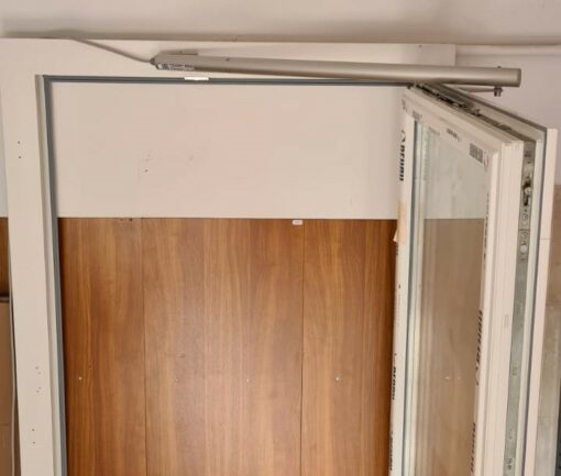 Automatizare desfumare ferestre deschidere 90 grade